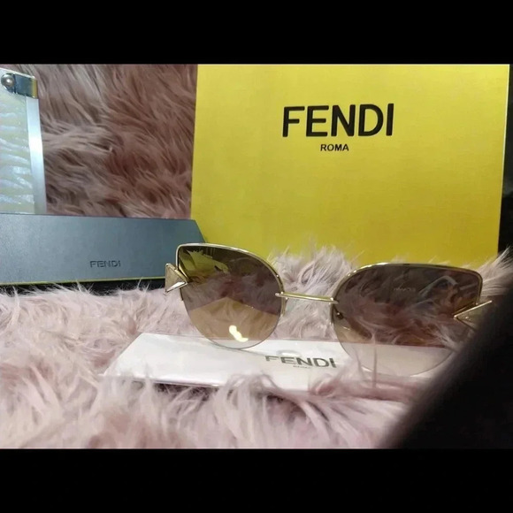 **Authentic** Fendi Rainbow Sunglasses main image 8
